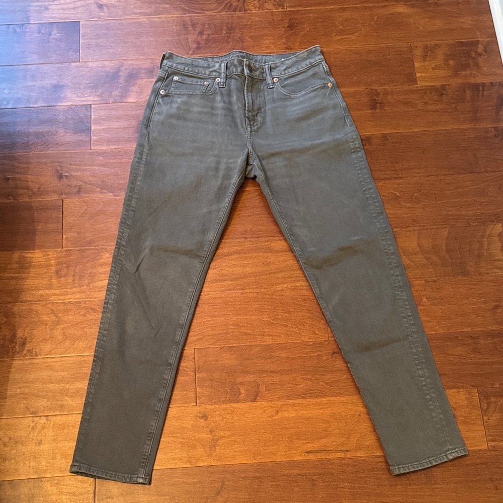 Slim Straight Men's Jeans in Grey